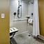 Courtyard by Marriott Shelton