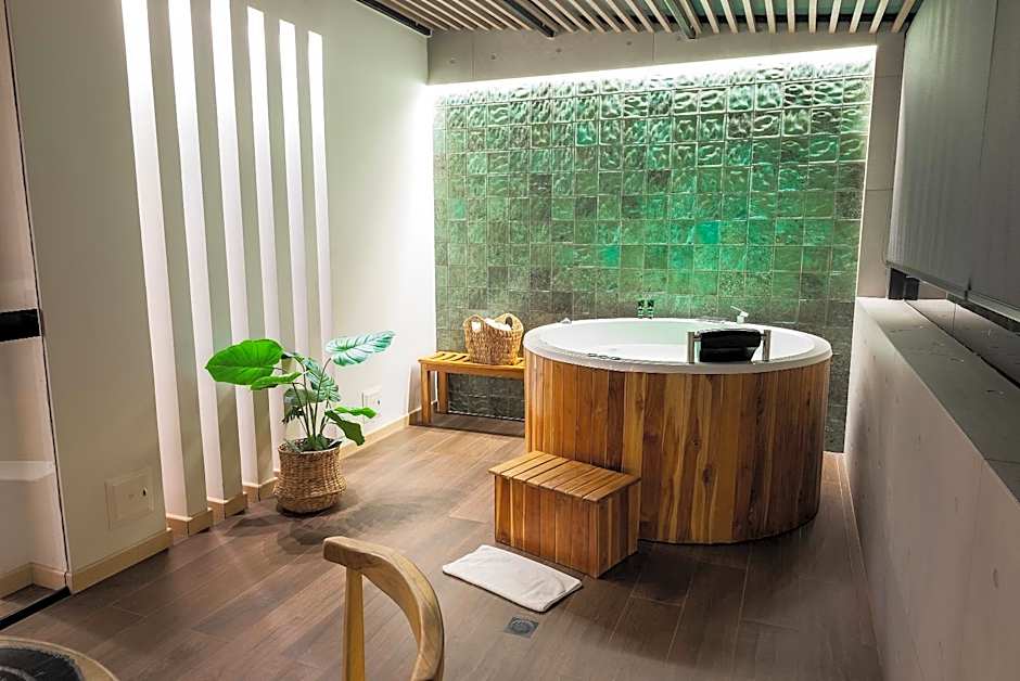 Hotel Black Tower Premium