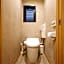Designed apart ment Yamanote Line Shin-Okubo Sta 3 min walk
