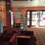 Tradewinds Airport Hotel