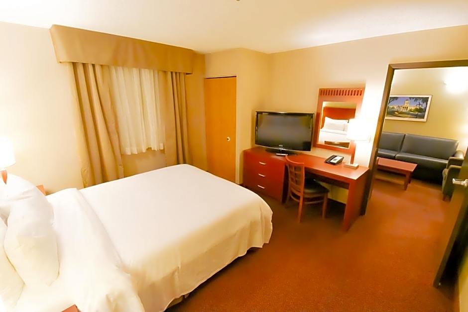 Canad Inns Destination Centre - Fort Garry