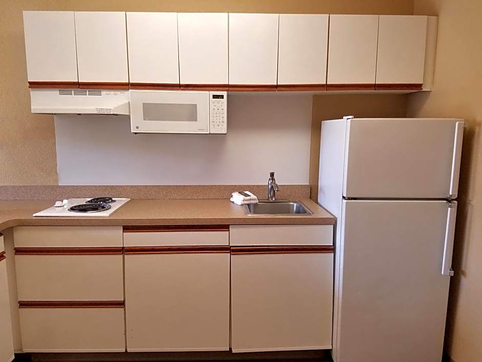 Extended Stay America Suites - Kansas City - Overland Park - Nall Ave.