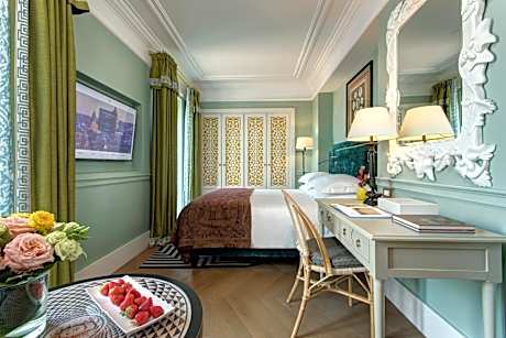 Deluxe Double or Twin Room with Panoramic View