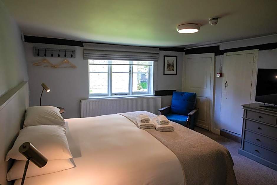 The Woolpack Hotel