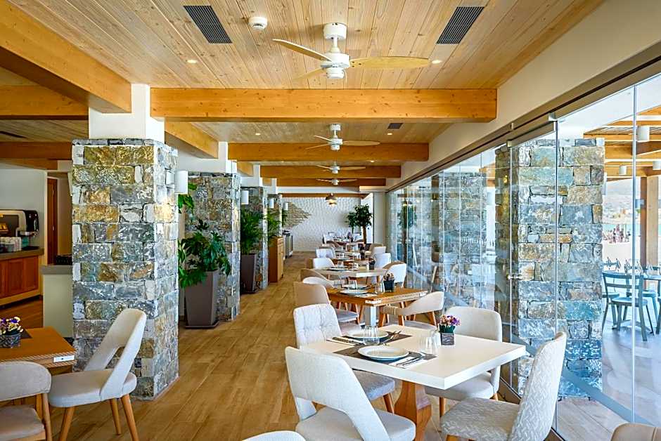 Solimar White Pearl - Adults Only