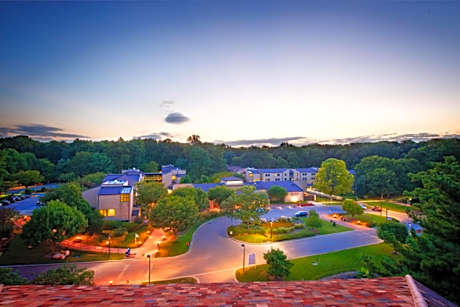Bolger Hotel and Conference Center