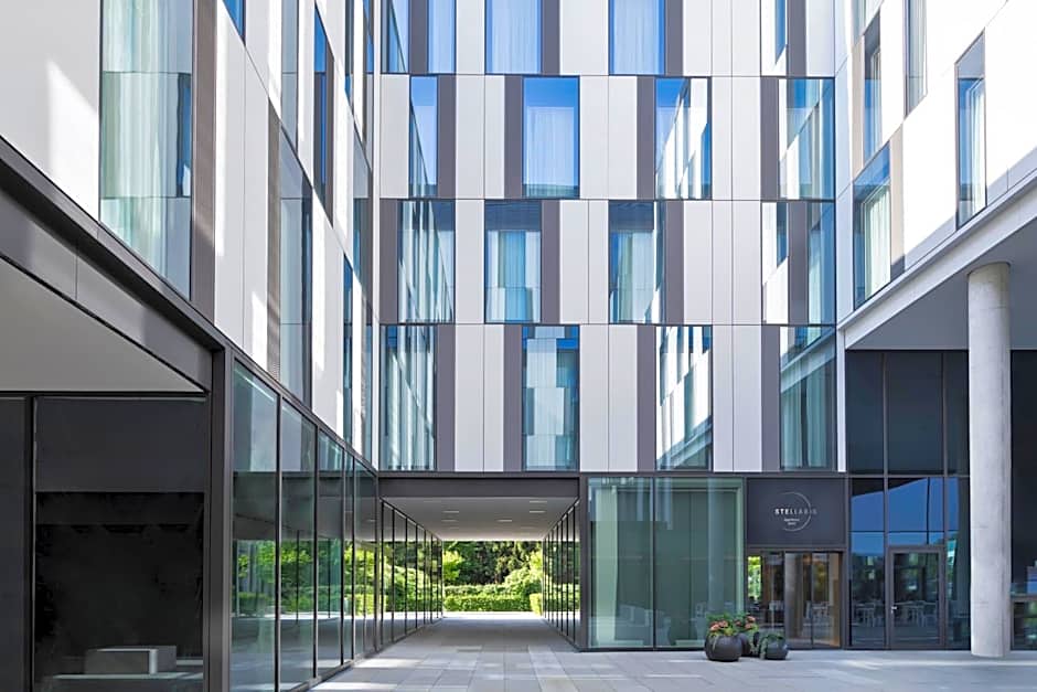 Stellaris Apartment Hotel