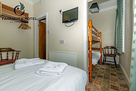 Classic Quadruple Room