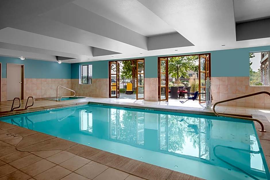 Holiday Inn Express Hotel & Suites Ontario By IHG