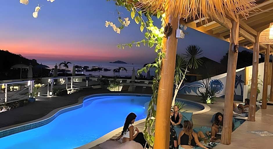 Seaesta Komodo Hostel & Hotel