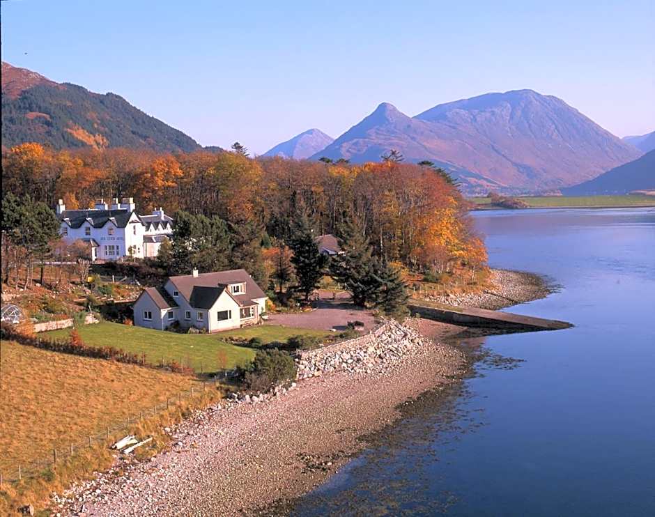 Loch Leven Hotel & Distillery