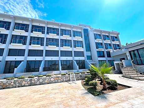 Bellapais Oasis Hotel