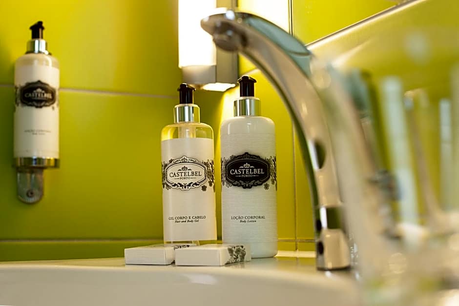 Hotel Gat Point Charlie