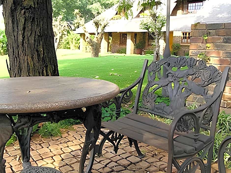 African Footprints Lodge