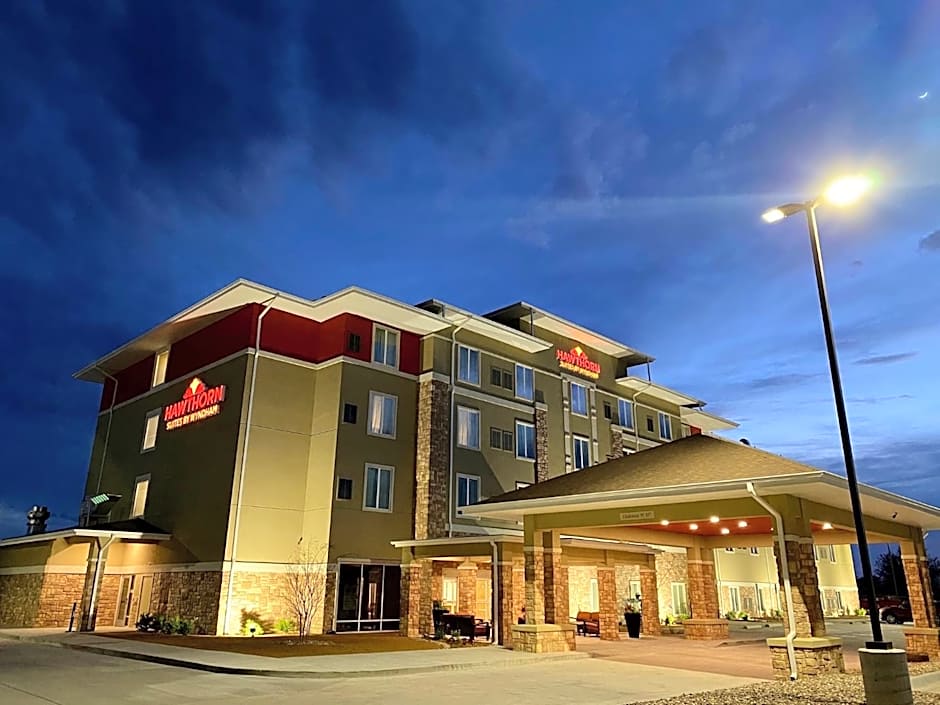 Hawthorn Suites by Wyndham Monahans