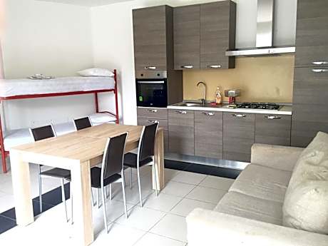 One-Bedroom Apartment with Pool View