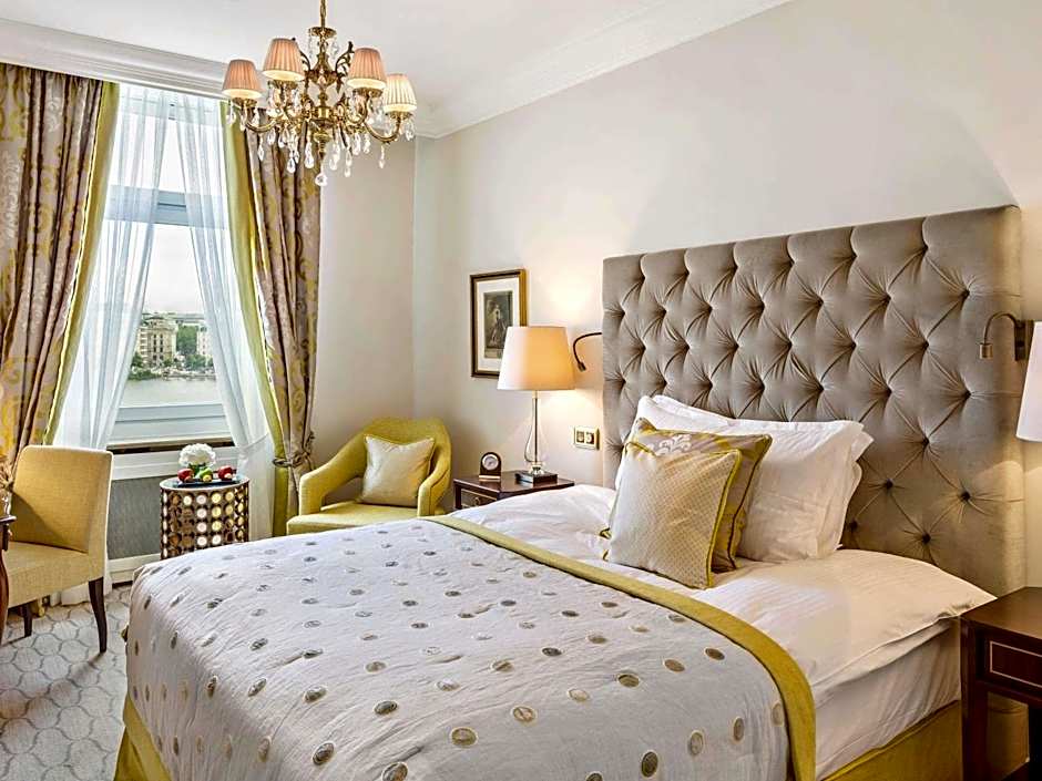 Fairmont Hotel Vier Jahreszeiten