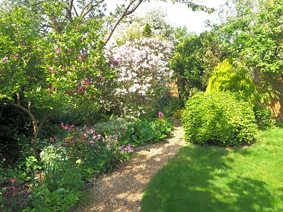 Laurels – Felsted