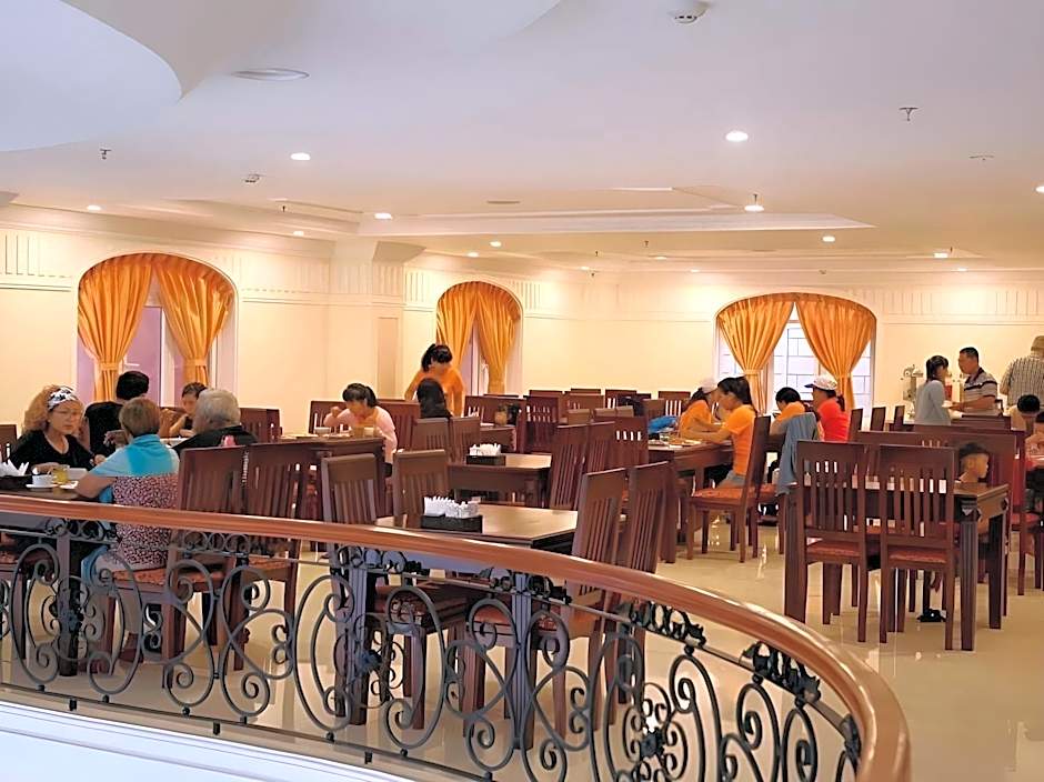 Iris Dalat Hotel