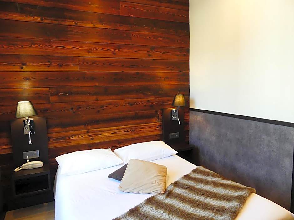 Logis Hotel Des Bains