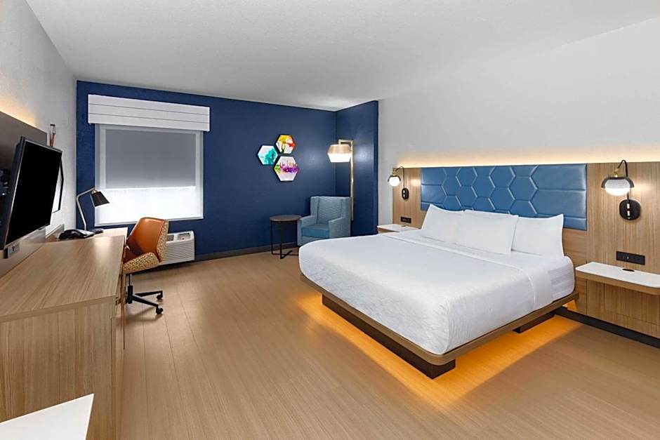 La Quinta Inn & Suites by Wyndham San Antonio Northwest