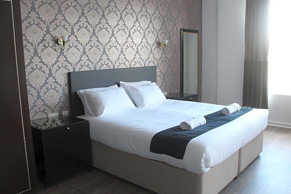 Park Hotel & Apartments