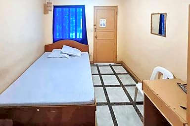 RedDoorz @ D'Little Egg Hostel Pangasinan