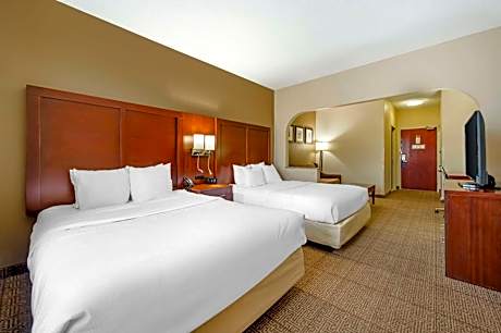 Queen Suite with Two Queen Beds - Non-Smoking