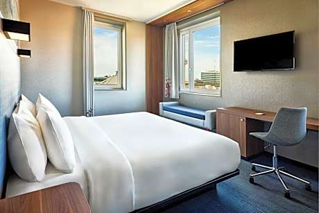 Urban King Room