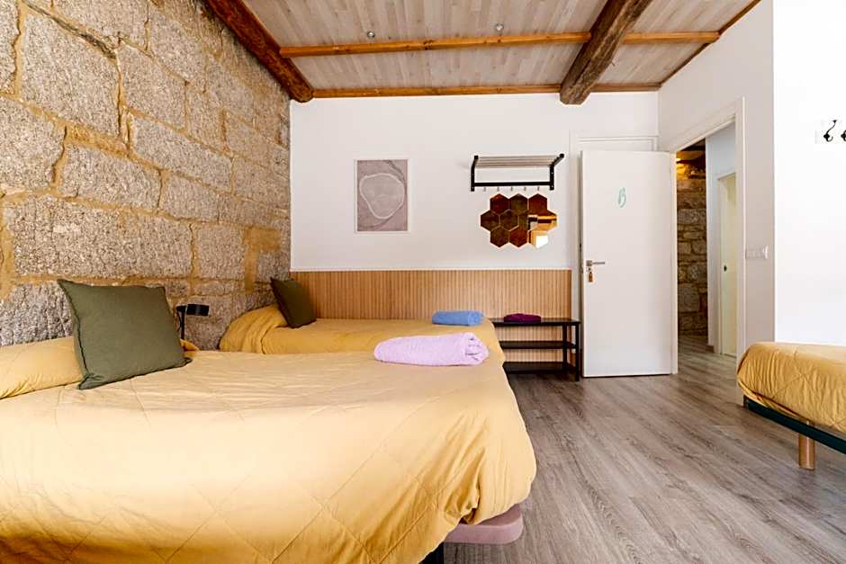 Photo 1 of 1 of Quadruple Room with Shared Bathroom