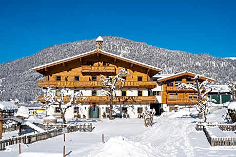 Erlebnisgut & Reiterhof Oberhabach