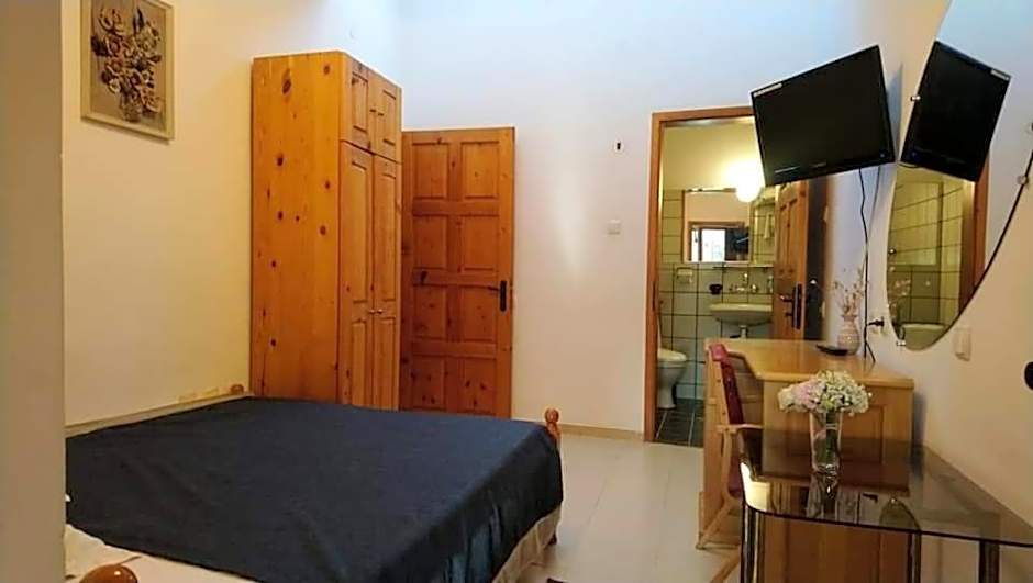 Park Hotel Amfora -Free Parking