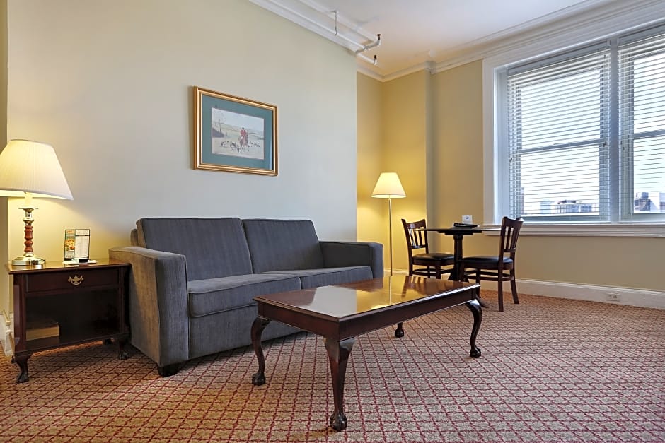 Boston Hotel Buckminster – Boston, MA
