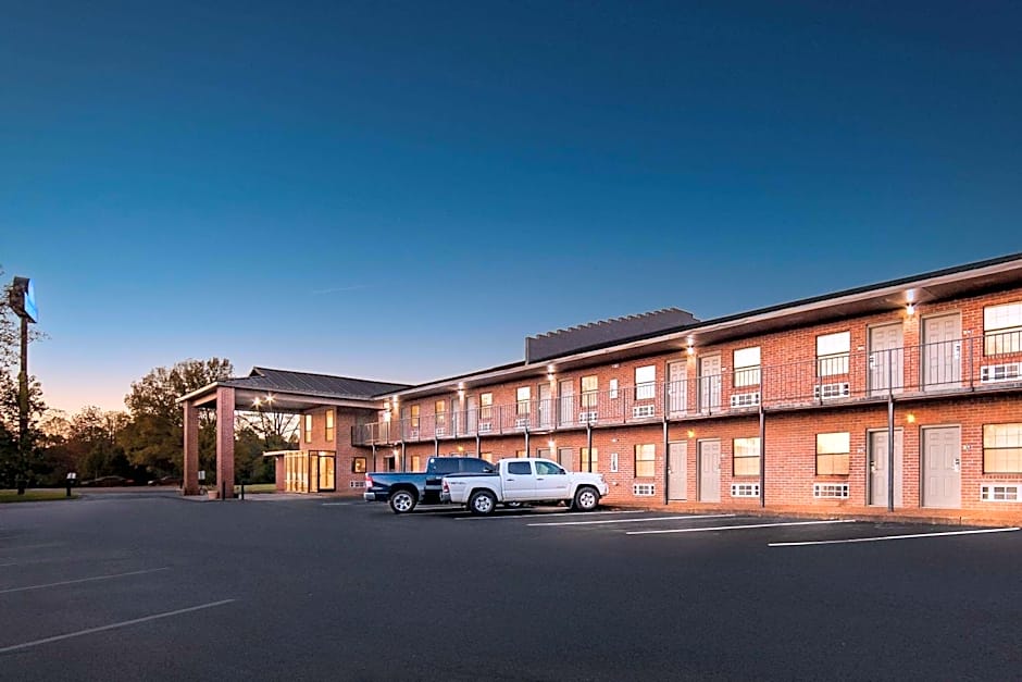 Days Inn by Wyndham Brownsville