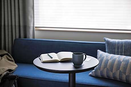 Standard  Guest Room  with  2 Twin/Single Bed(s)