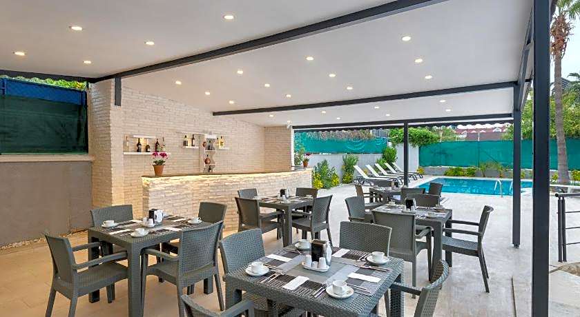 Royal Dream's Hotel