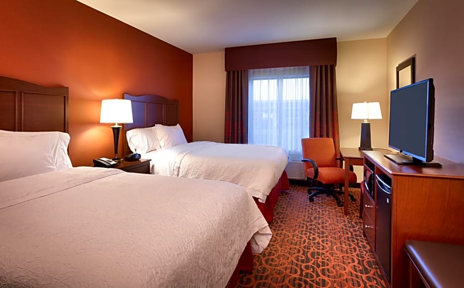 Hampton Inn Omaha/West Dodge Road, Old Mill