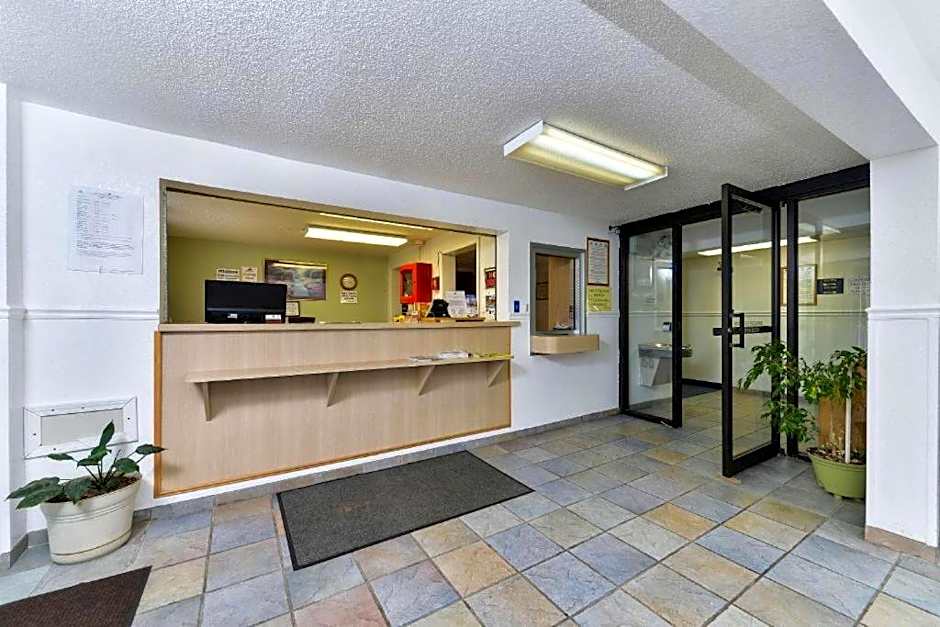 Americas Best Value Inn Jefferson City