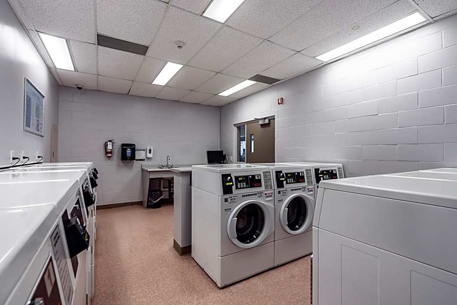 Residence & Conference Centre - Niagara-on-the-Lake