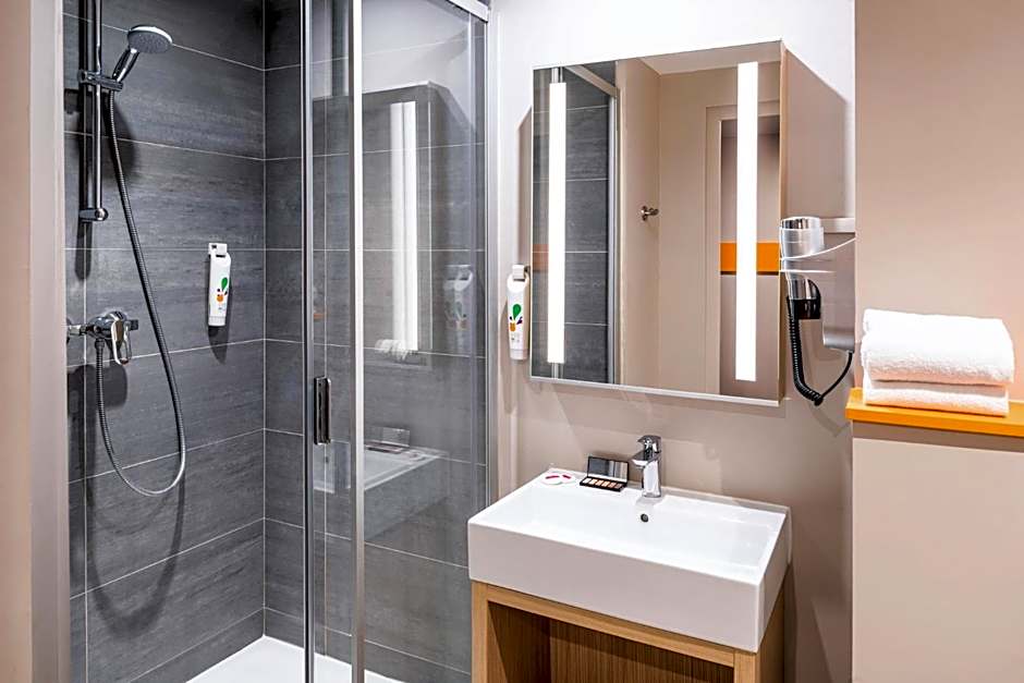 ibis Styles Clamart Gare Grand Paris