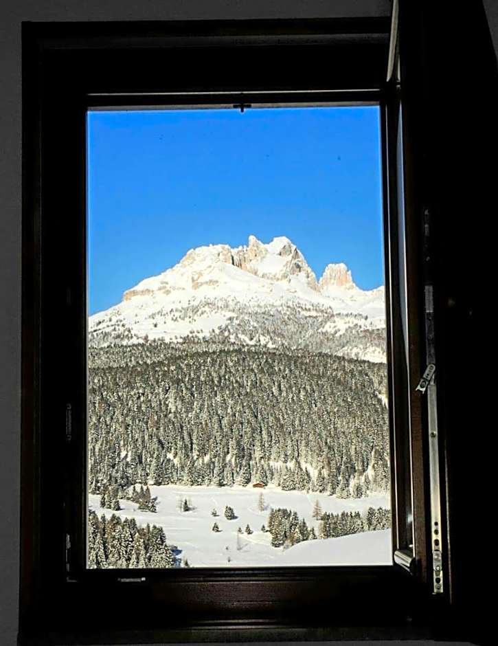 Ciasa Alpina Relax Hotel