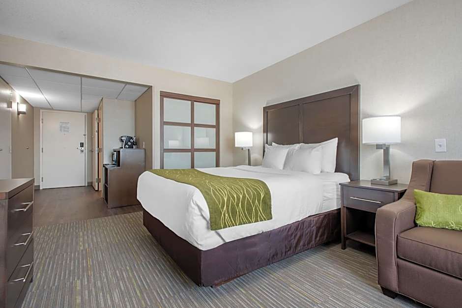 Comfort Inn & Suites