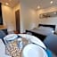 Oak house apartments