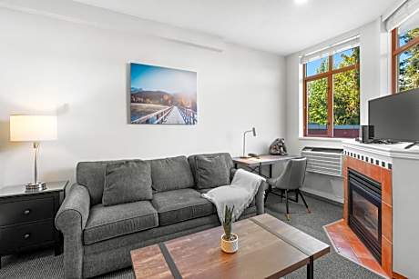 Alpenglow Lodge Large Studio with Dedicated Work Space by MVA