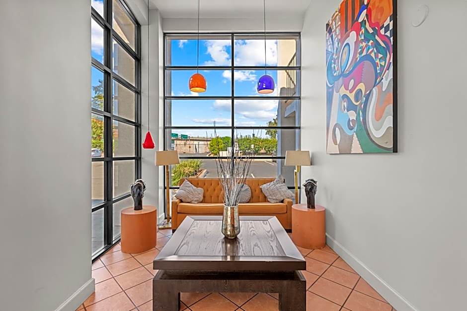 Vagabond Inn Executive Old Town