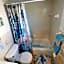 Searenity, Waterside studio in the heart of Treasure Island, walk to beach