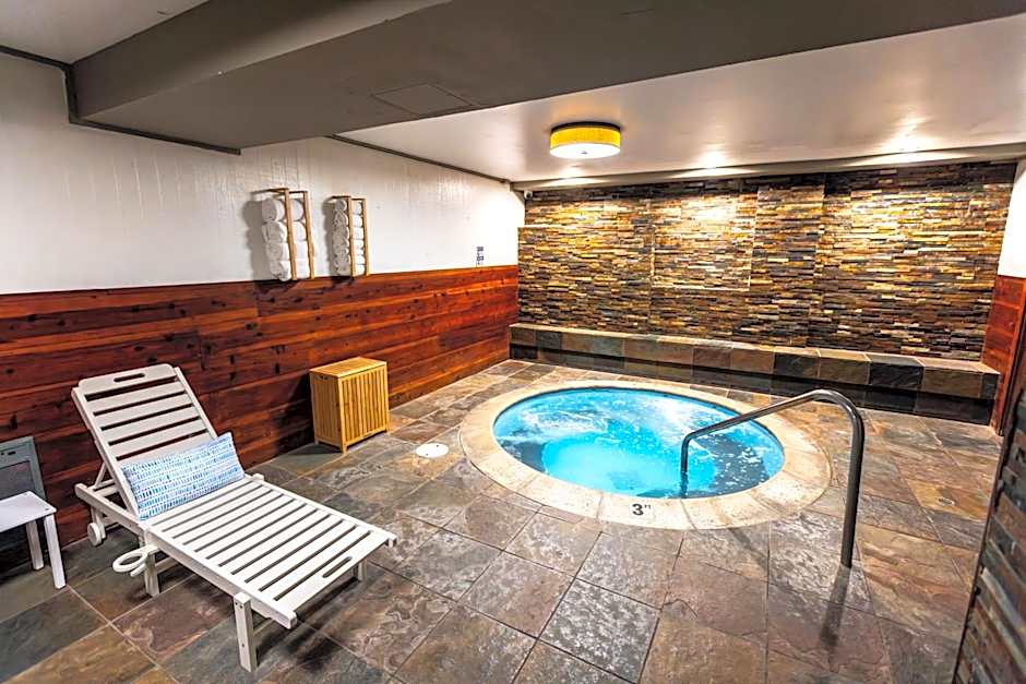 The Mammoth Creek Inn
