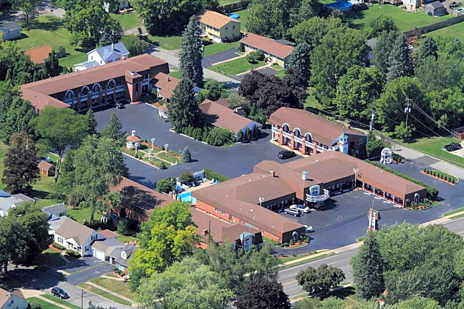 Lockport Inn and Suites