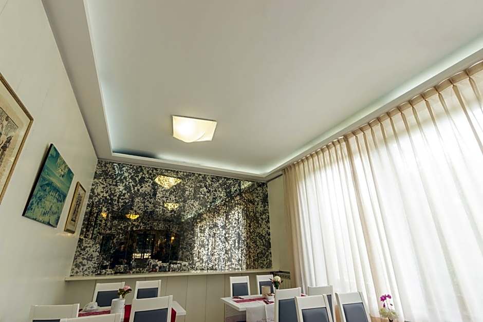 Hotel Roma