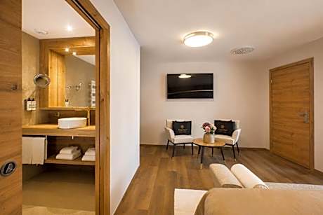 Annexe à 200 mètres - Suite Supérieure avec Accès SPA